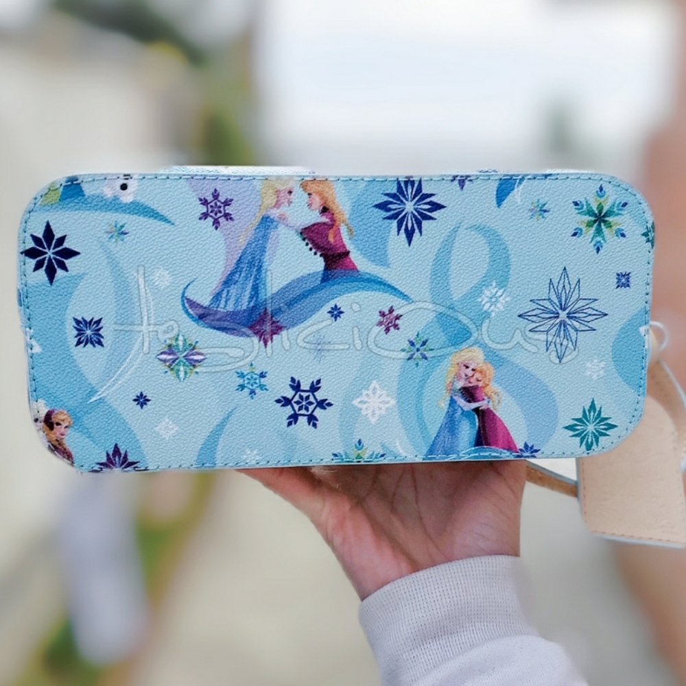 DISNEY DOONEY AND BOURKE FROZEN CROSSBODY BAG - Picture 5 of 8